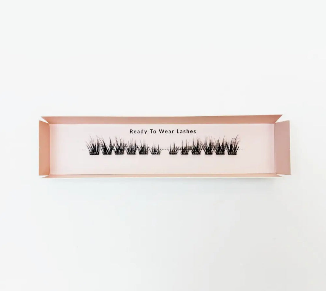Wet & Wispy Lash clusters